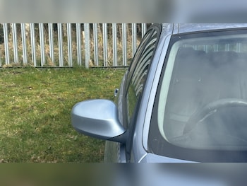 Used BMW 3 Series 2009 for sale - 77639191: Photo