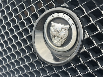 Used Jaguar XF 2010 for sale - 76863922: Photo