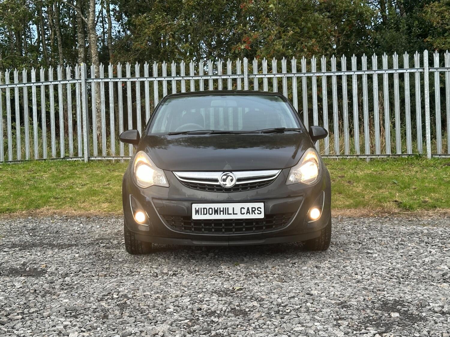 Used Vauxhall Corsa 2013 for sale - 76082672: Photo 2