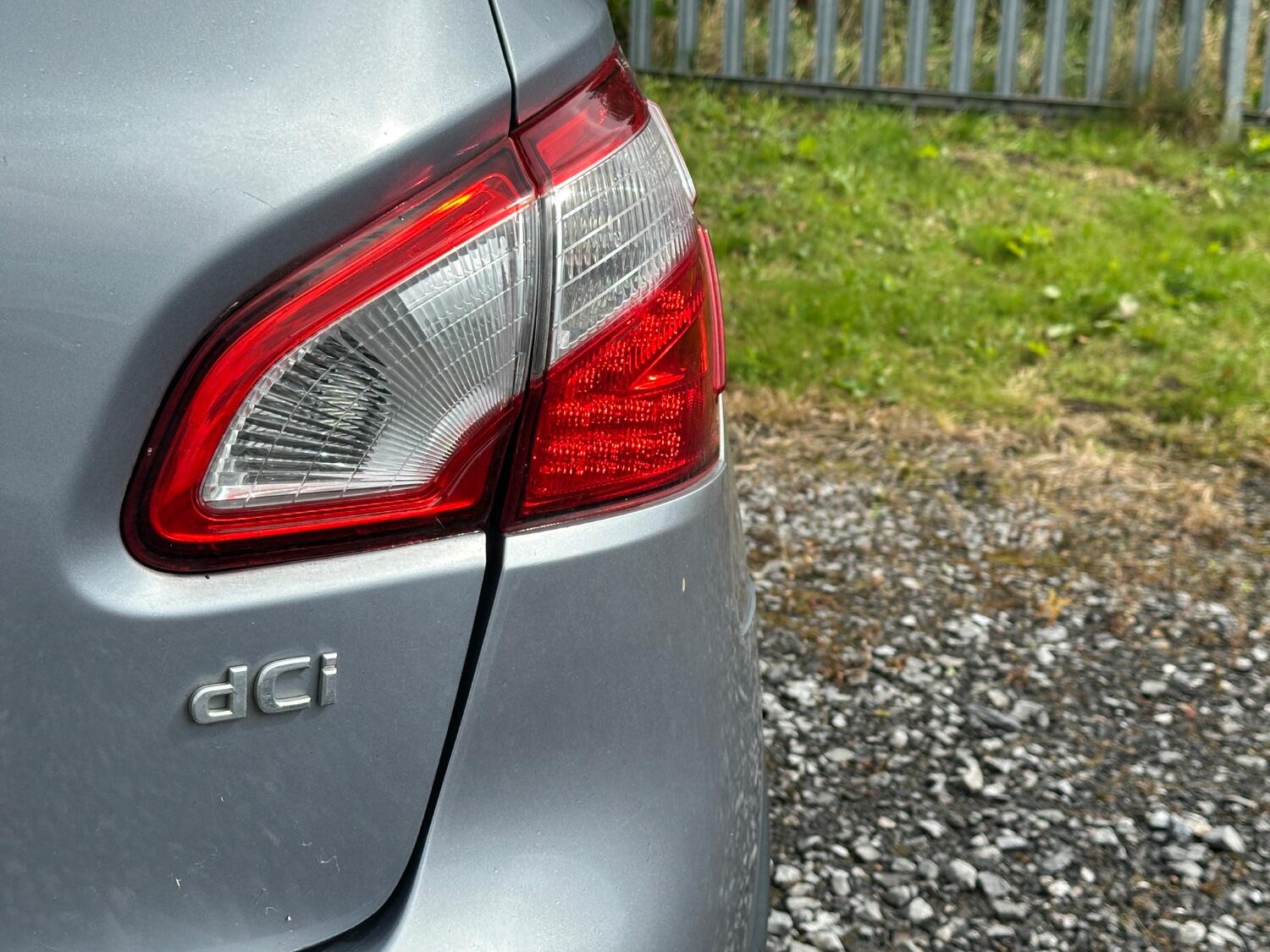 Used Nissan Qashqai 2012 for sale - 76198216: Photo 9
