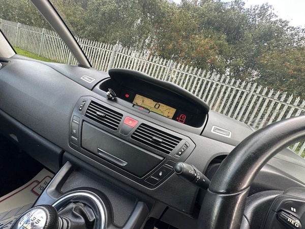 Used Citroen C4 Picasso 2012 for sale - 75621257: Photo 25