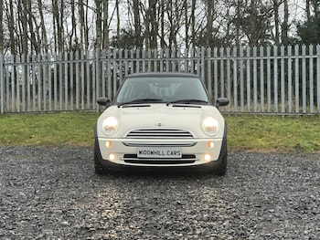 Used MINI Hatch 2005 for sale - 76884847: Photo