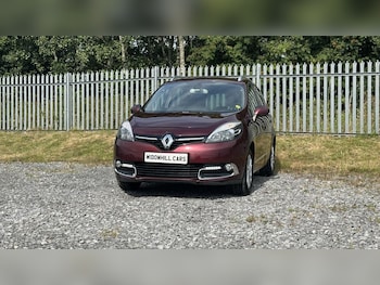 Used Renault Grand Scenic 2015 for sale - 79290373: Photo