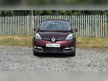 Used Renault Grand Scenic 2015 for sale - 79290373: Photo