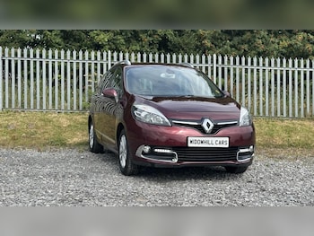 Used Renault Grand Scenic 2015 for sale - 79290373: Photo