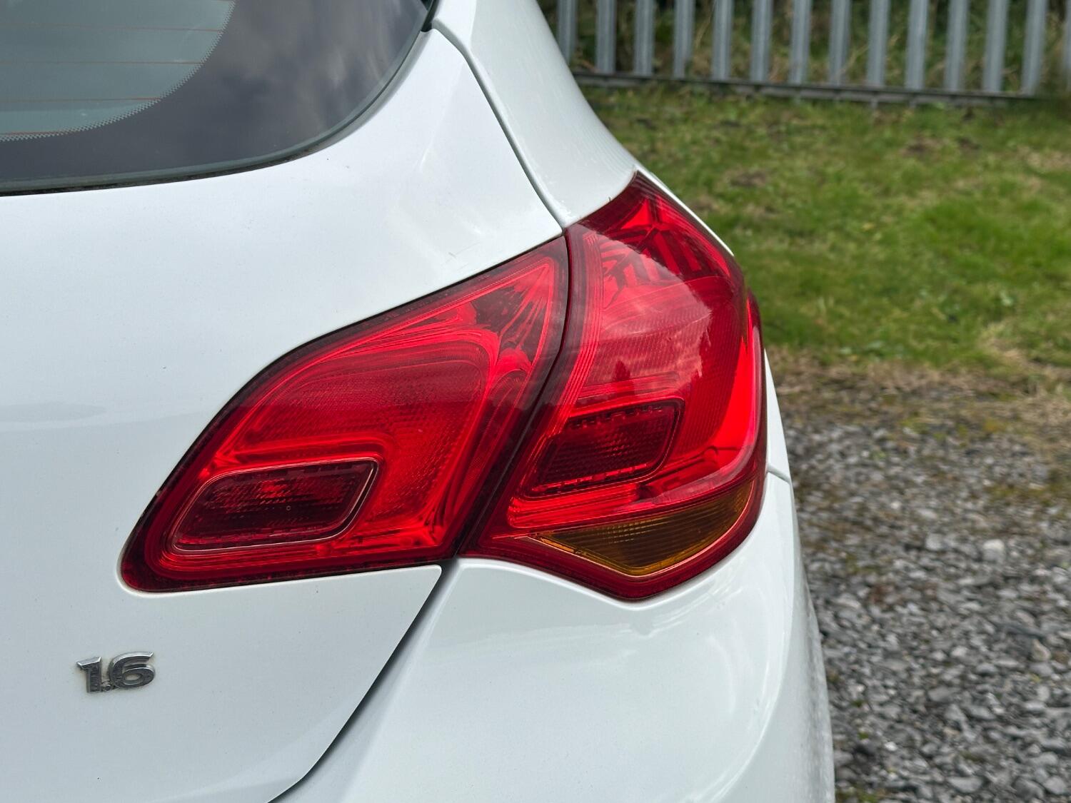 Used Vauxhall Astra 2011 for sale - 76662699: Photo 10