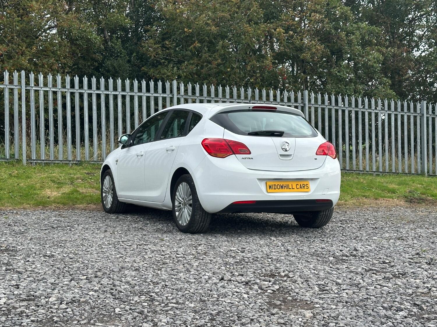 Used Vauxhall Astra 2011 for sale - 76662699: Photo 9