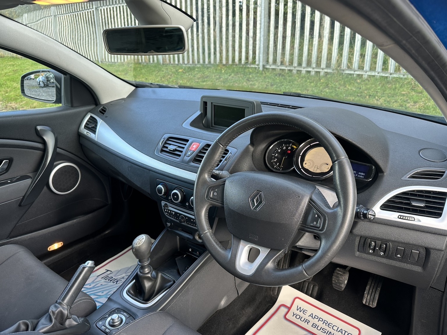 Used Renault Megane 2011 for sale - 76712821: Photo 11