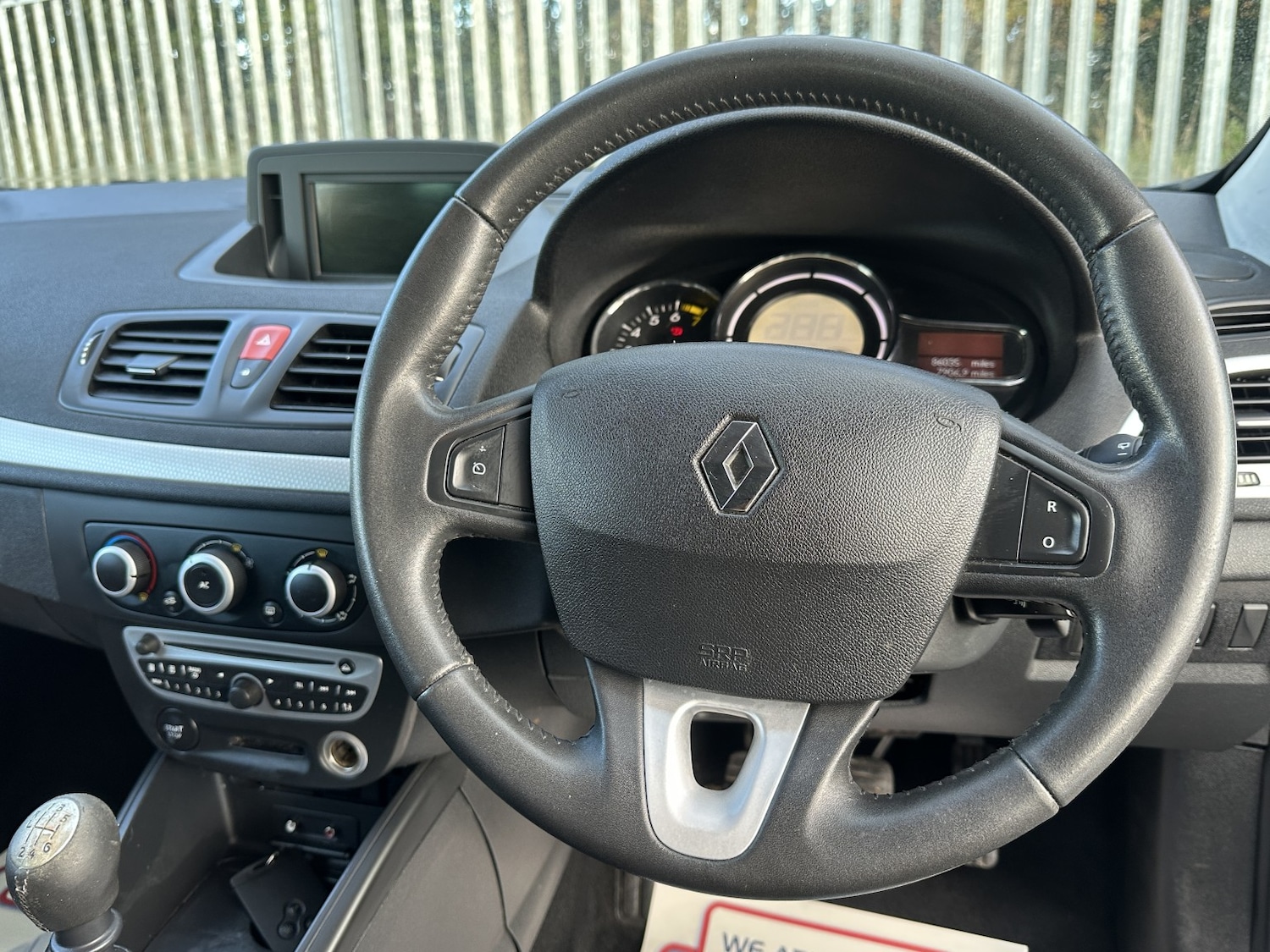 Used Renault Megane 2011 for sale - 76712821: Photo 15