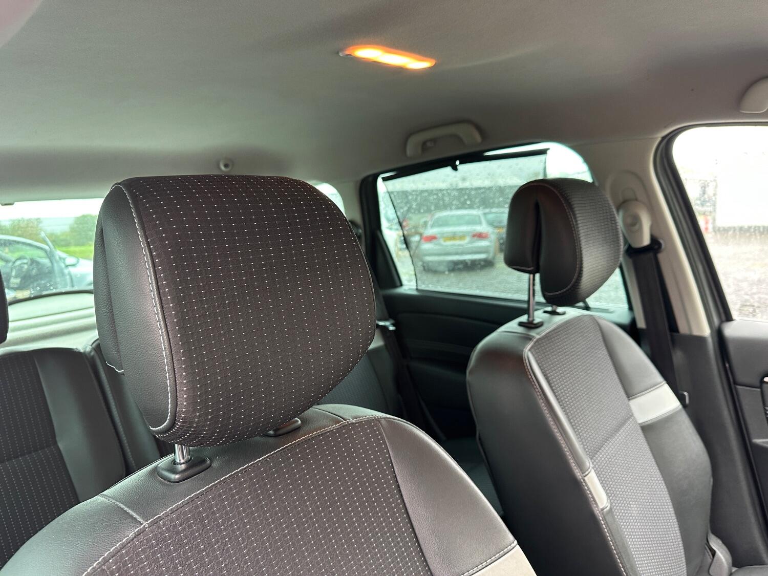 Used Renault Scenic 2011 for sale - 76058086: Photo 12