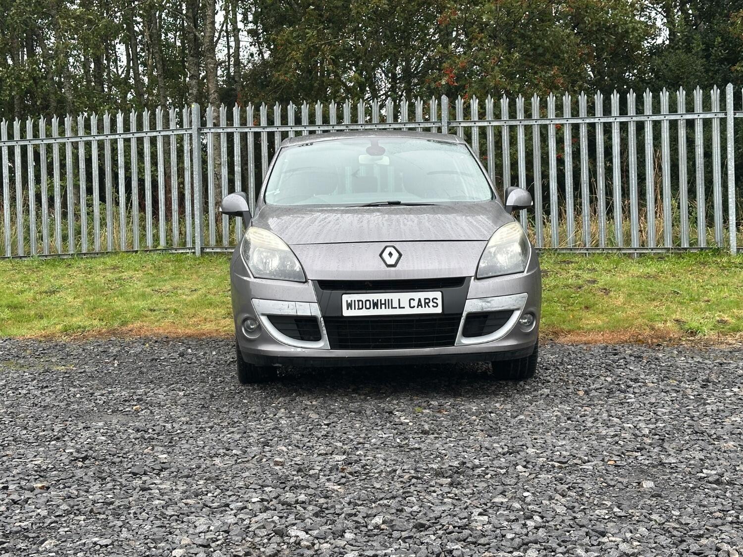 Used Renault Scenic 2011 for sale - 76058086: Photo 2