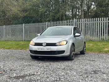 Volkswagen - Golf