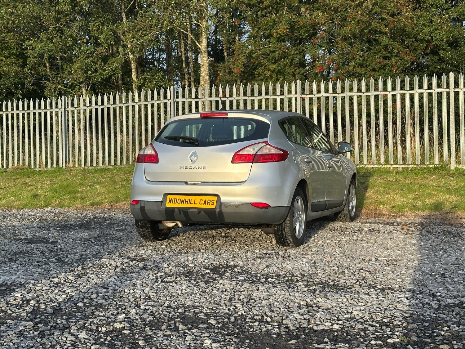Used Renault Megane 2011 for sale - 76070497: Photo 10