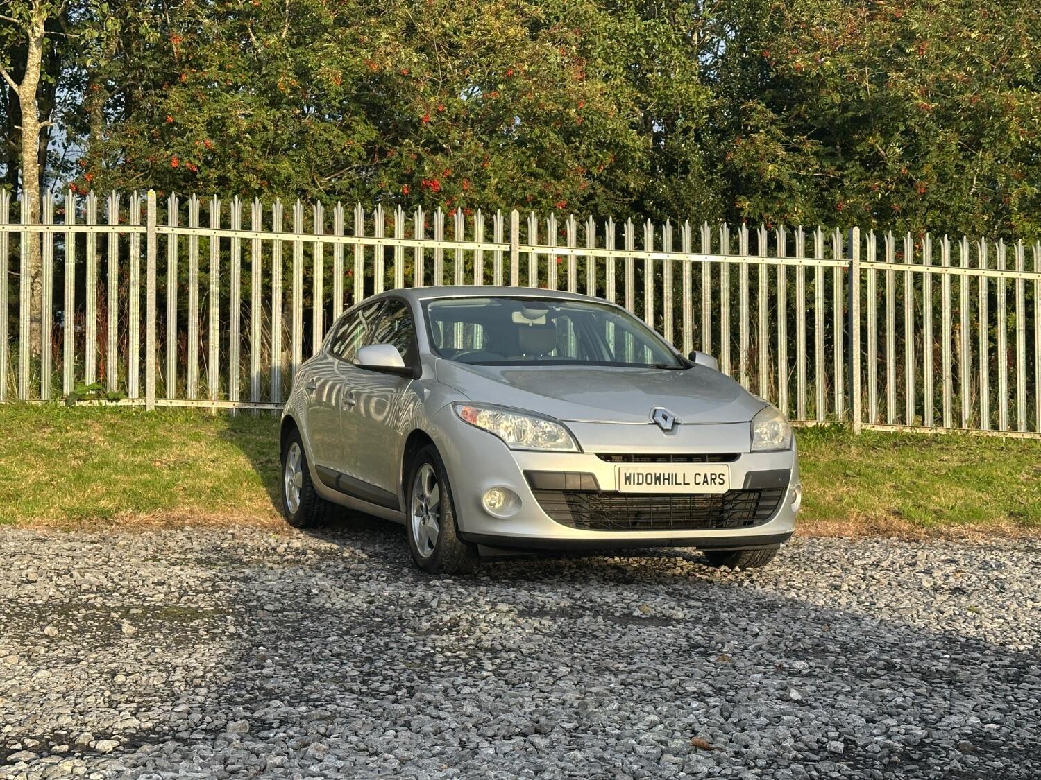 Used Renault Megane 2011 for sale - 76070497: Photo 5