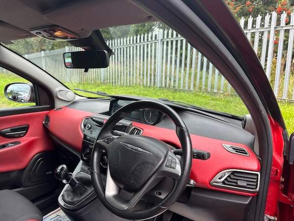 Used Chrysler Ypsilon 2013 for sale - 75309017: Photo 10