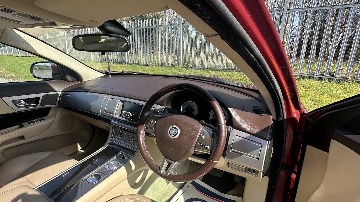 Used Jaguar XF 2010 for sale - 77656340: Photo 11