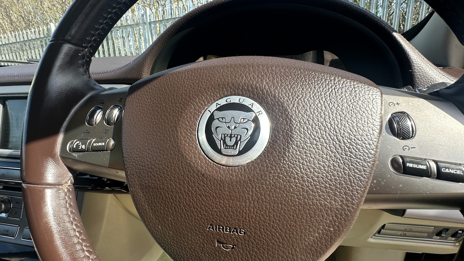 Used Jaguar XF 2010 for sale - 77656340: Photo 16