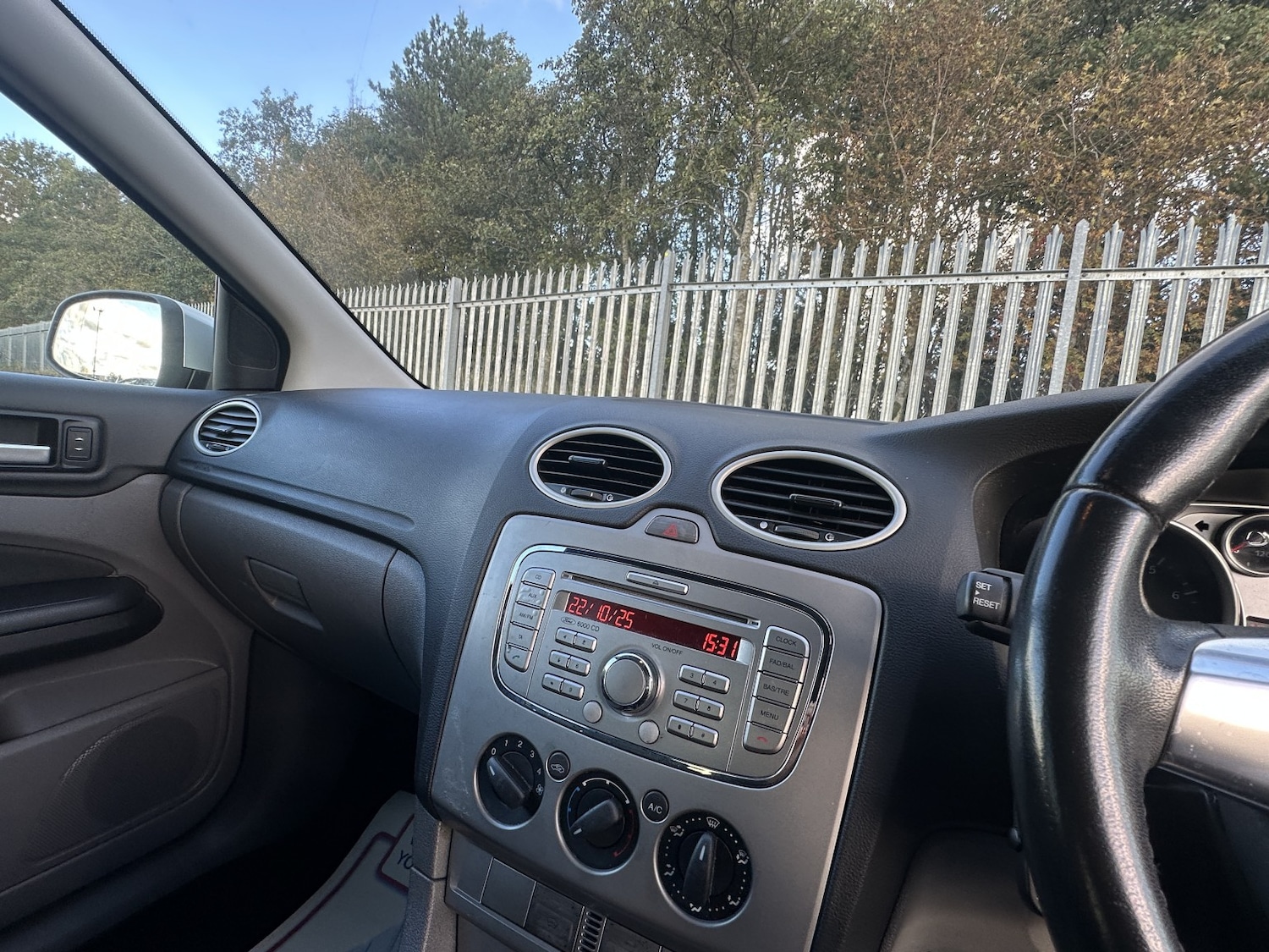 Used Ford Focus 2009 for sale - 76358134: Photo 11