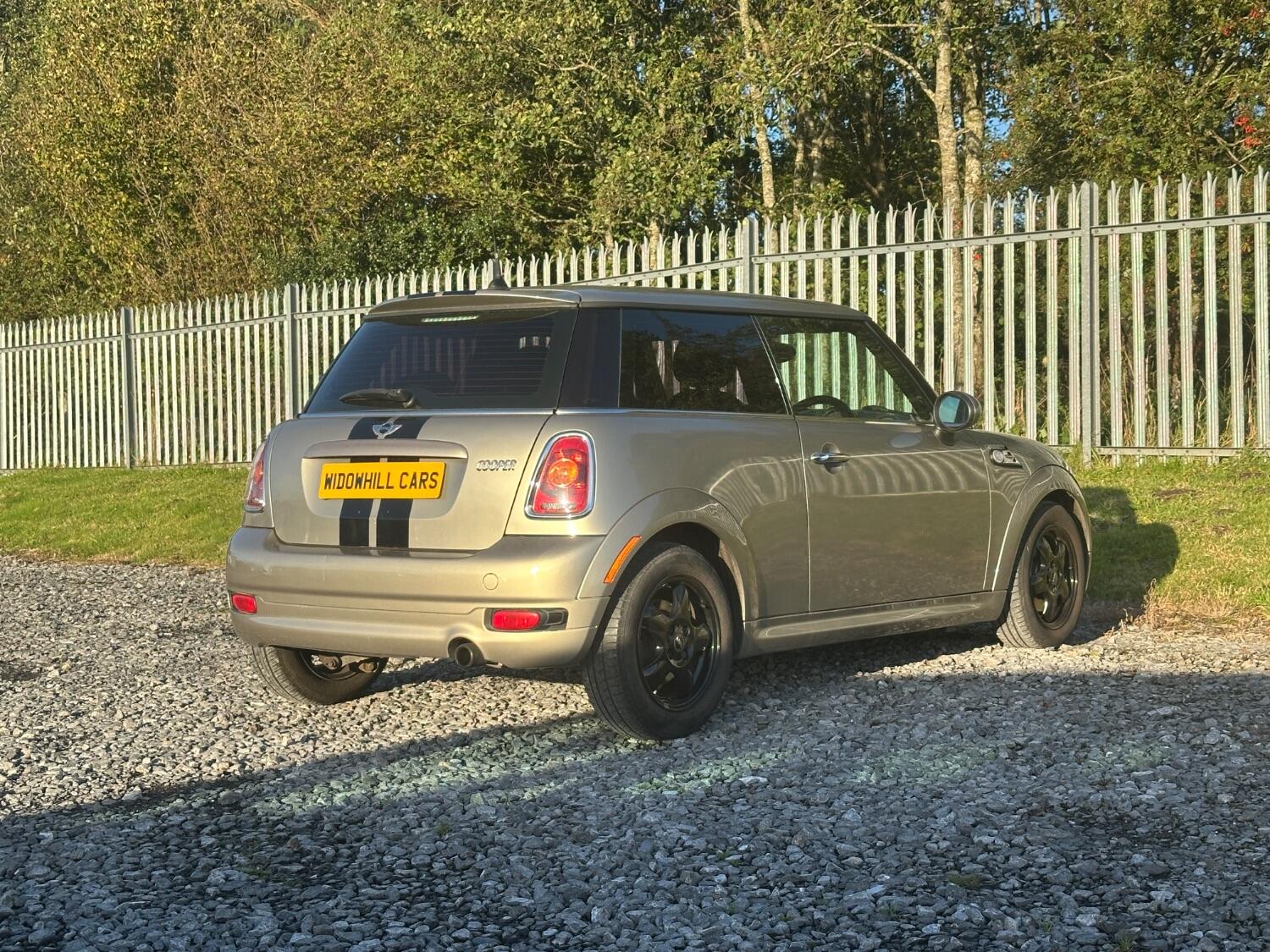 Used MINI Hatch 2010 for sale - 76541595: Photo 4