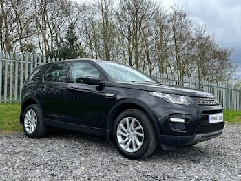Used Land Rover Discovery Sport 2017 for sale - 79424076: Photo