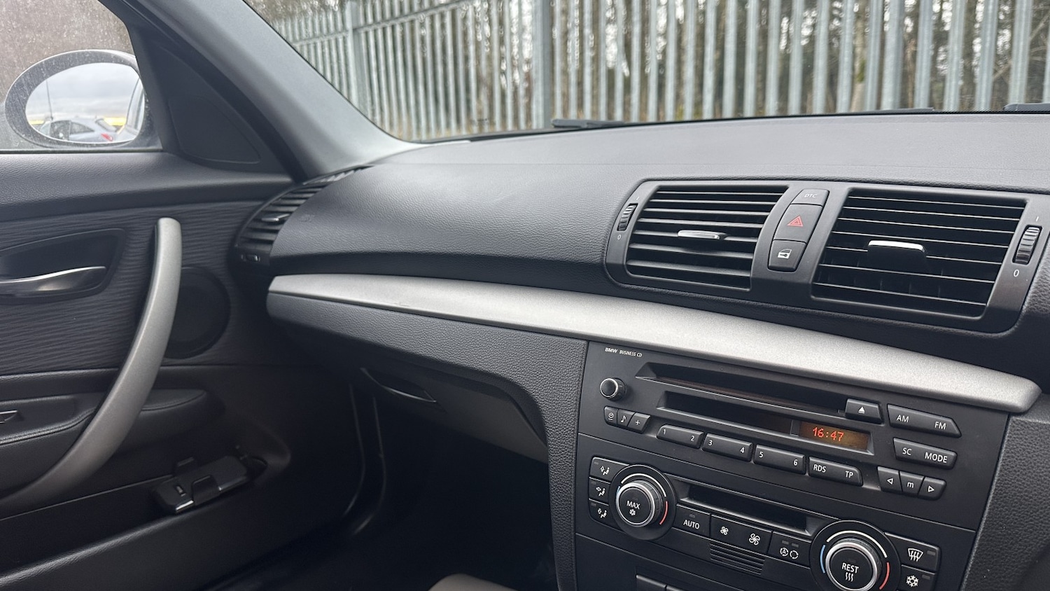 Used BMW 1 Series 2009 for sale - 77656192: Photo 10