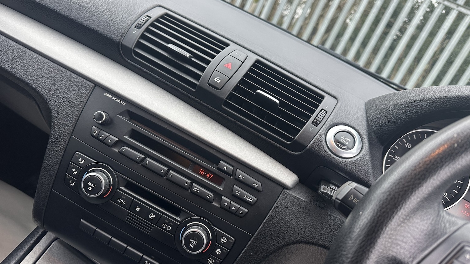 Used BMW 1 Series 2009 for sale - 77656192: Photo 11