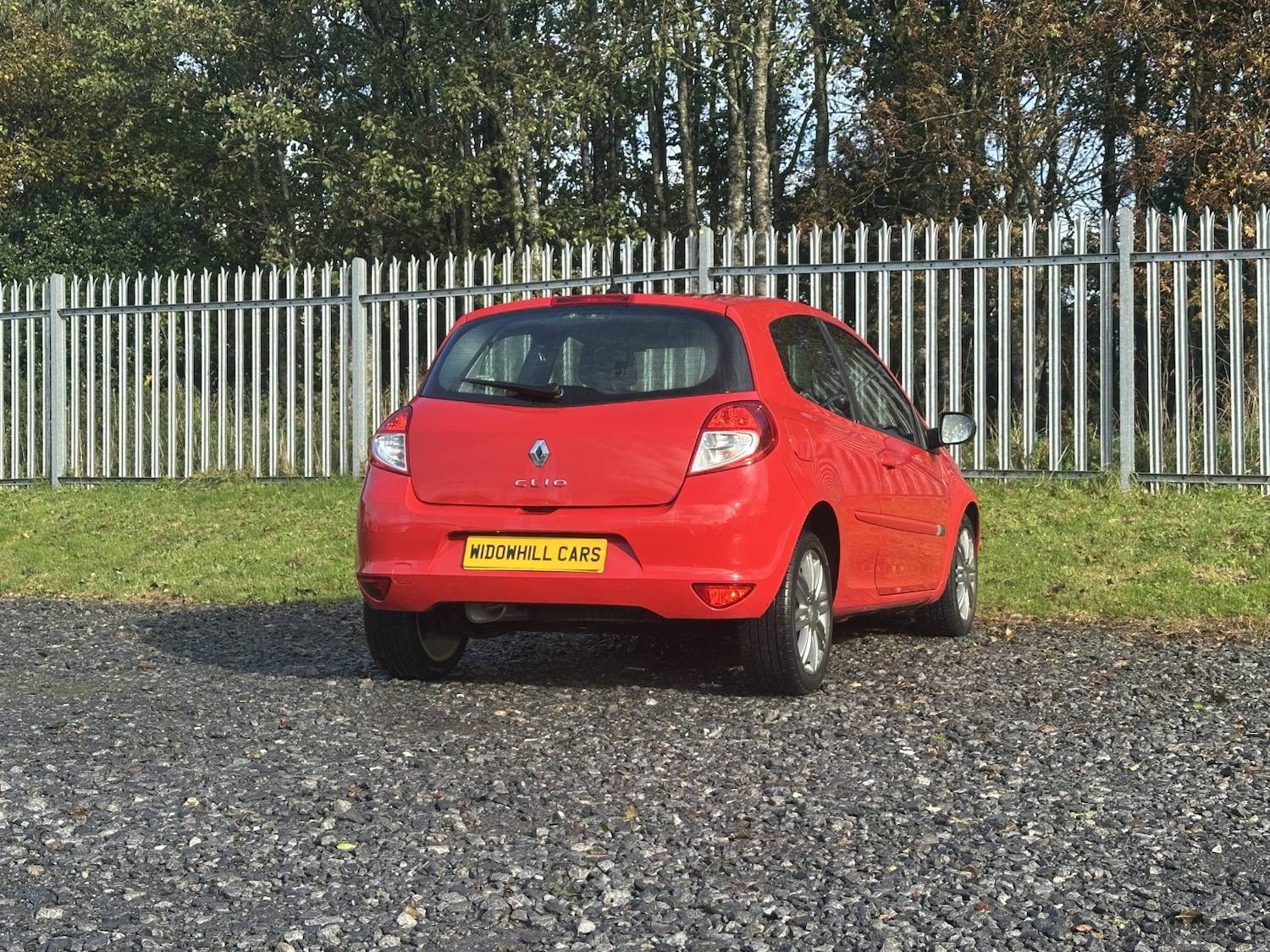 Used Renault Clio 2011 for sale - 76313956: Photo 4