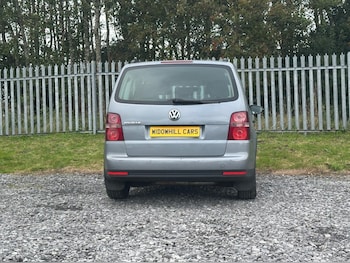Used Volkswagen Touran 2009 for sale - 76041051: Photo