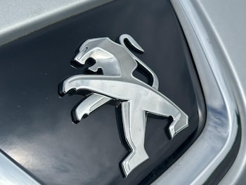 Used Peugeot 308 2013 for sale - 75277906: Photo