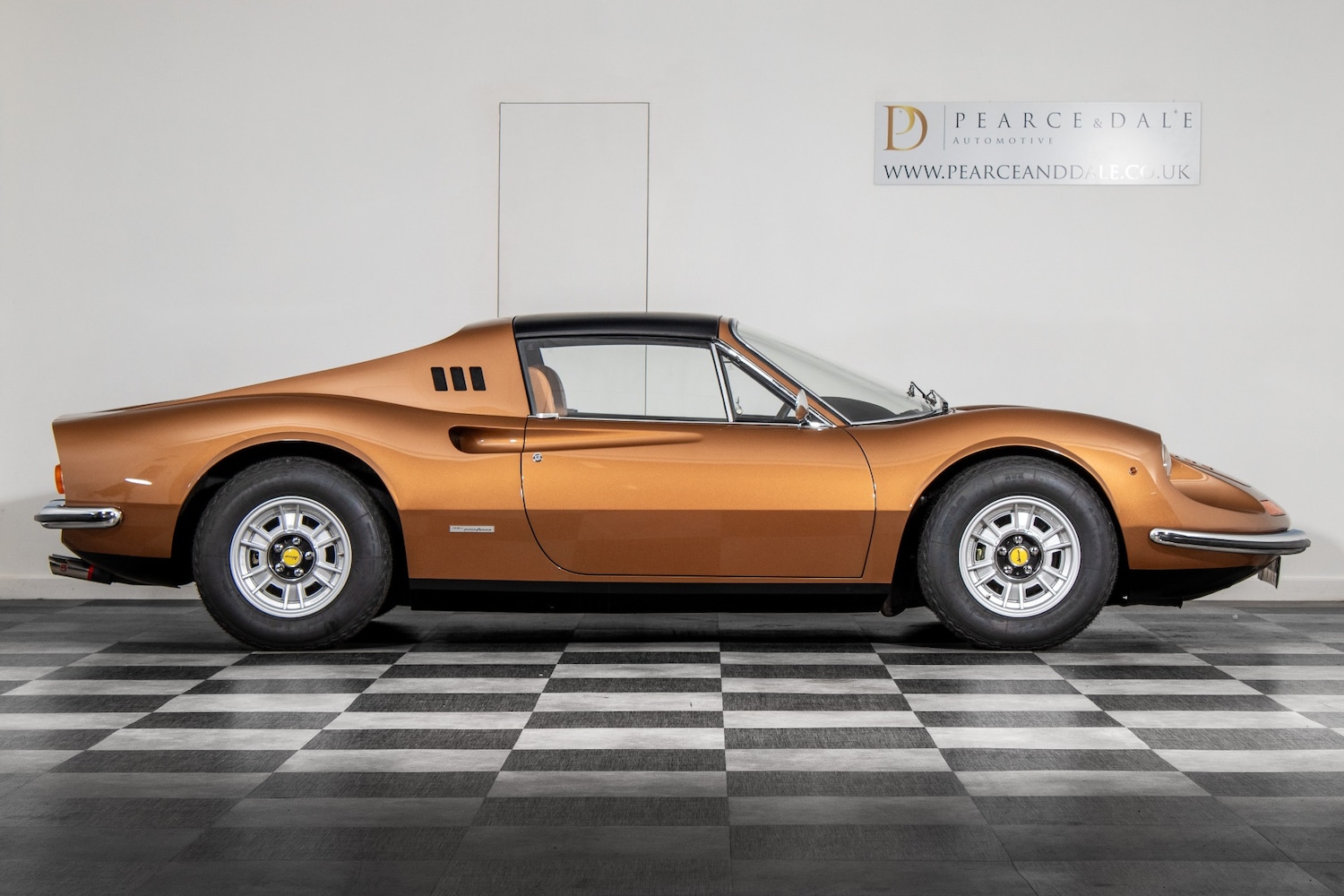Used Ferrari Dino 1974 for sale - 76693573: Photo 4