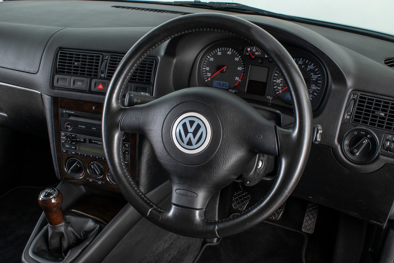 Used Volkswagen Golf 2002 for sale - 77113371: Photo 29