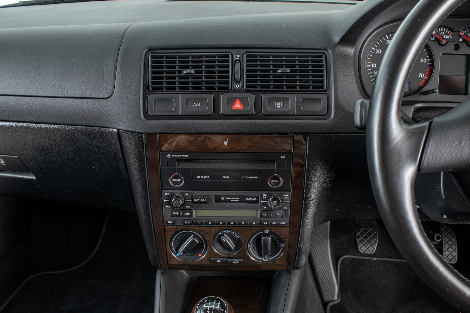 Used Volkswagen Golf 2002 for sale - 77113371: Photo 30