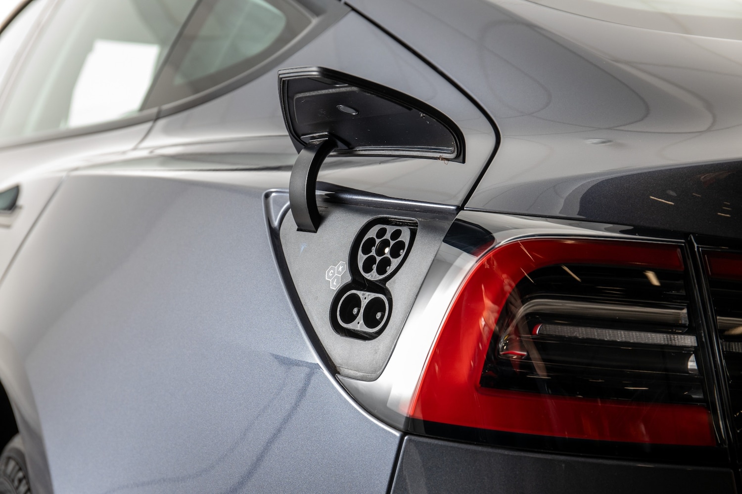 Used Tesla Model 3 2023 for sale - 77115219: Photo 15