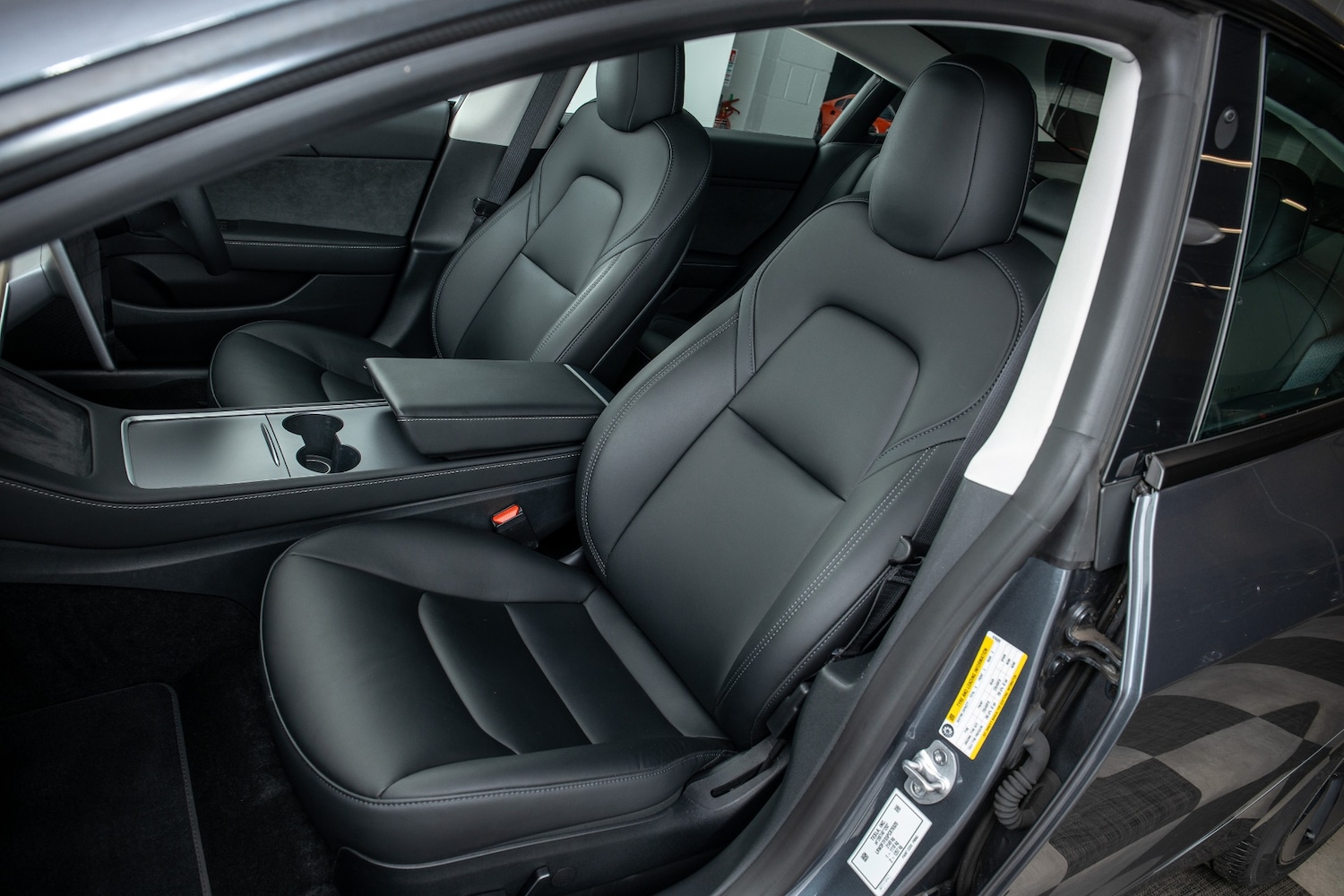 Used Tesla Model 3 2023 for sale - 77115219: Photo 27