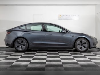 Used Tesla Model 3 2023 for sale - 77115219: Photo