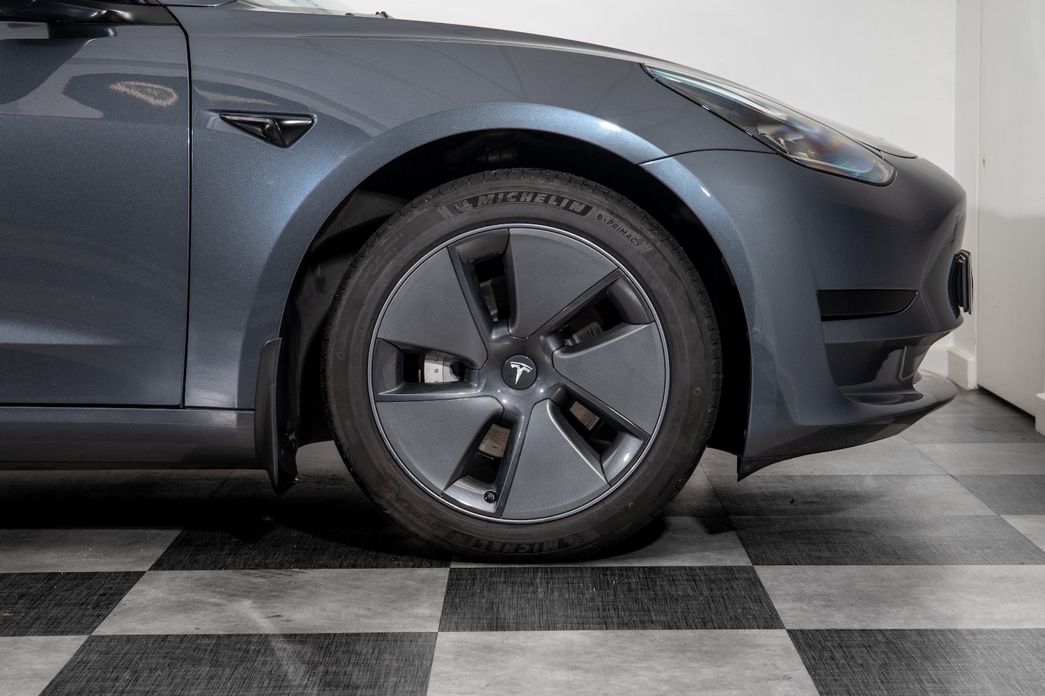 Used Tesla Model 3 2023 for sale - 77115219: Photo 7