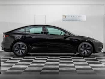 Used Tesla Model 3 2026 for sale - 79853437: Photo