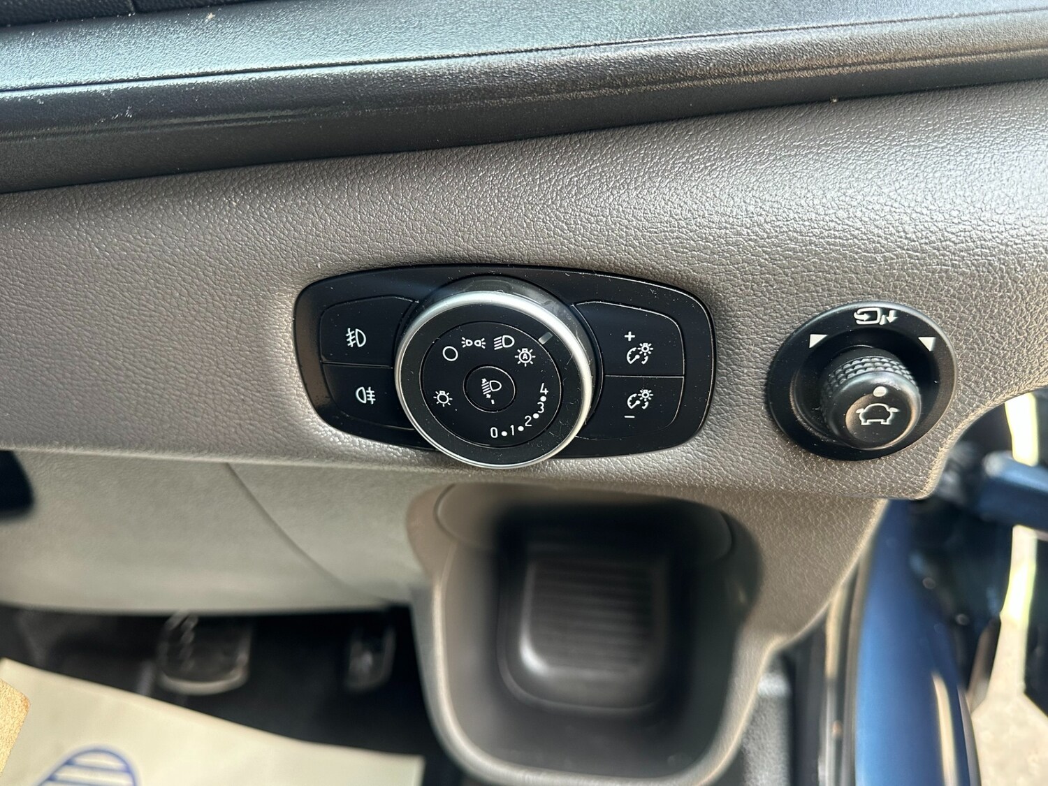 Vehicle 35