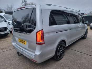 Used Mercedes-Benz V-Class 2015 for sale - 73725242: Photo