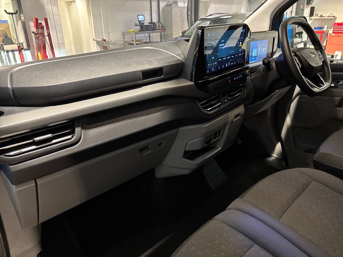 Used Ford Tourneo Custom 2025 for sale - 77239454: Photo 17