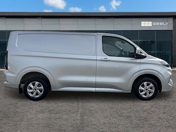 Used Ford Transit Custom 2024 for sale - 77698310: Photo