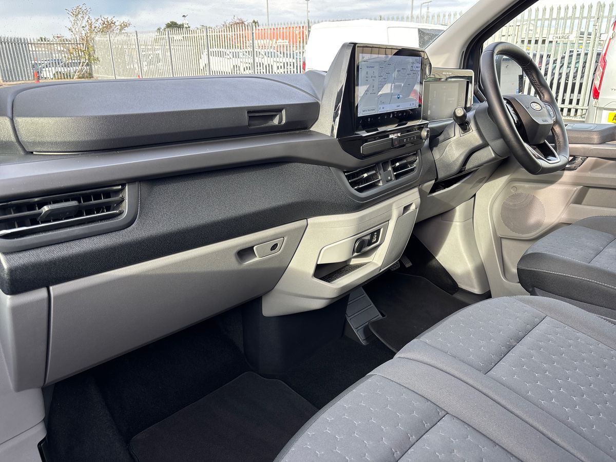 Used Ford Tourneo Custom 2025 for sale - 76191145: Photo 17