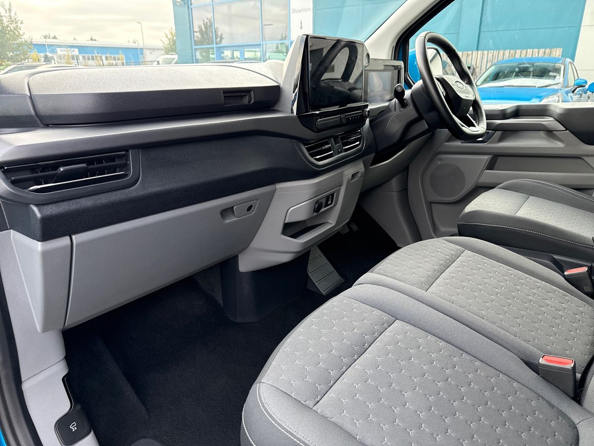 Used Ford Tourneo Custom 2025 for sale - 76191133: Photo 17