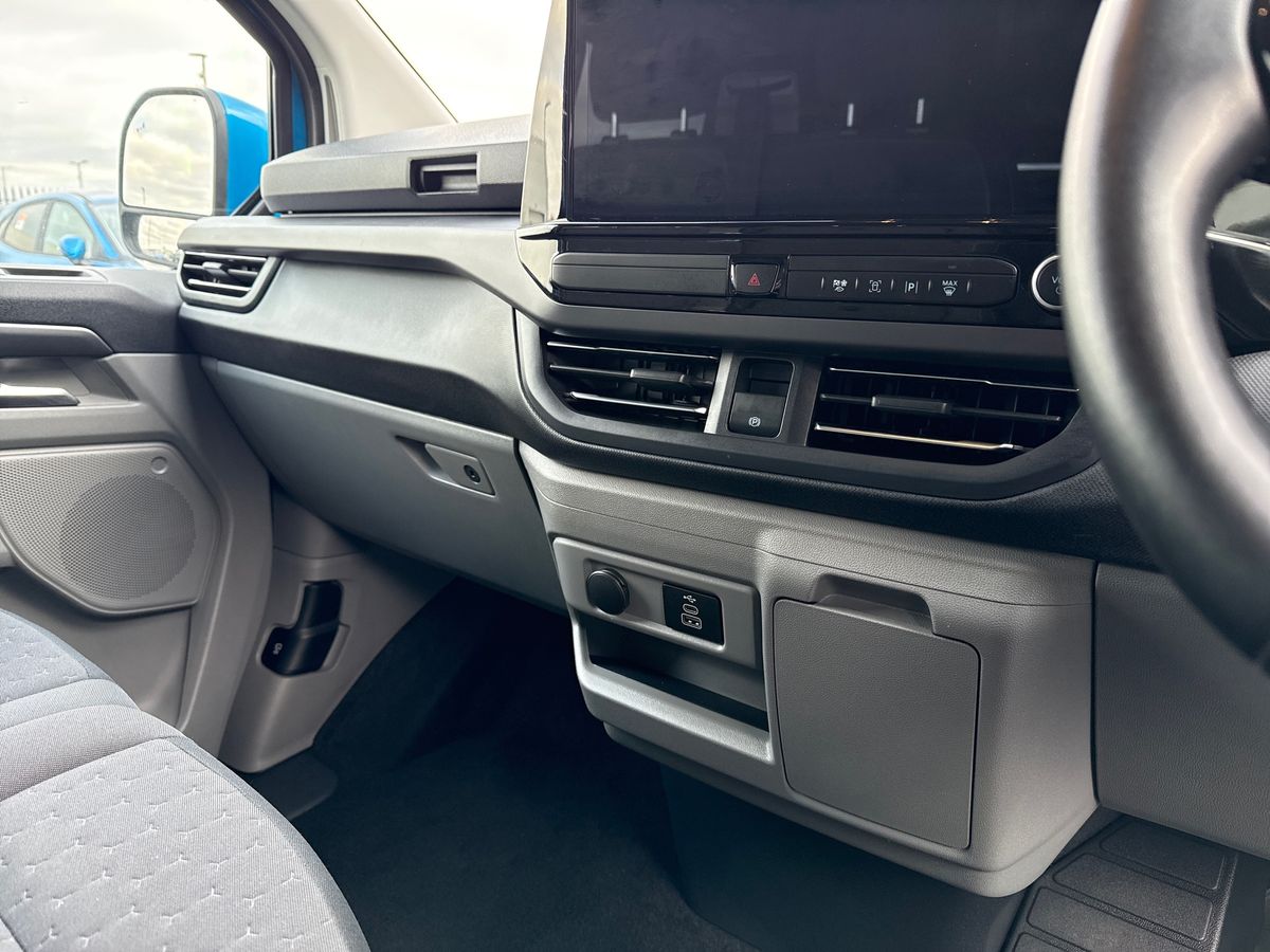 Used Ford Tourneo Custom 2025 for sale - 76191133: Photo 18