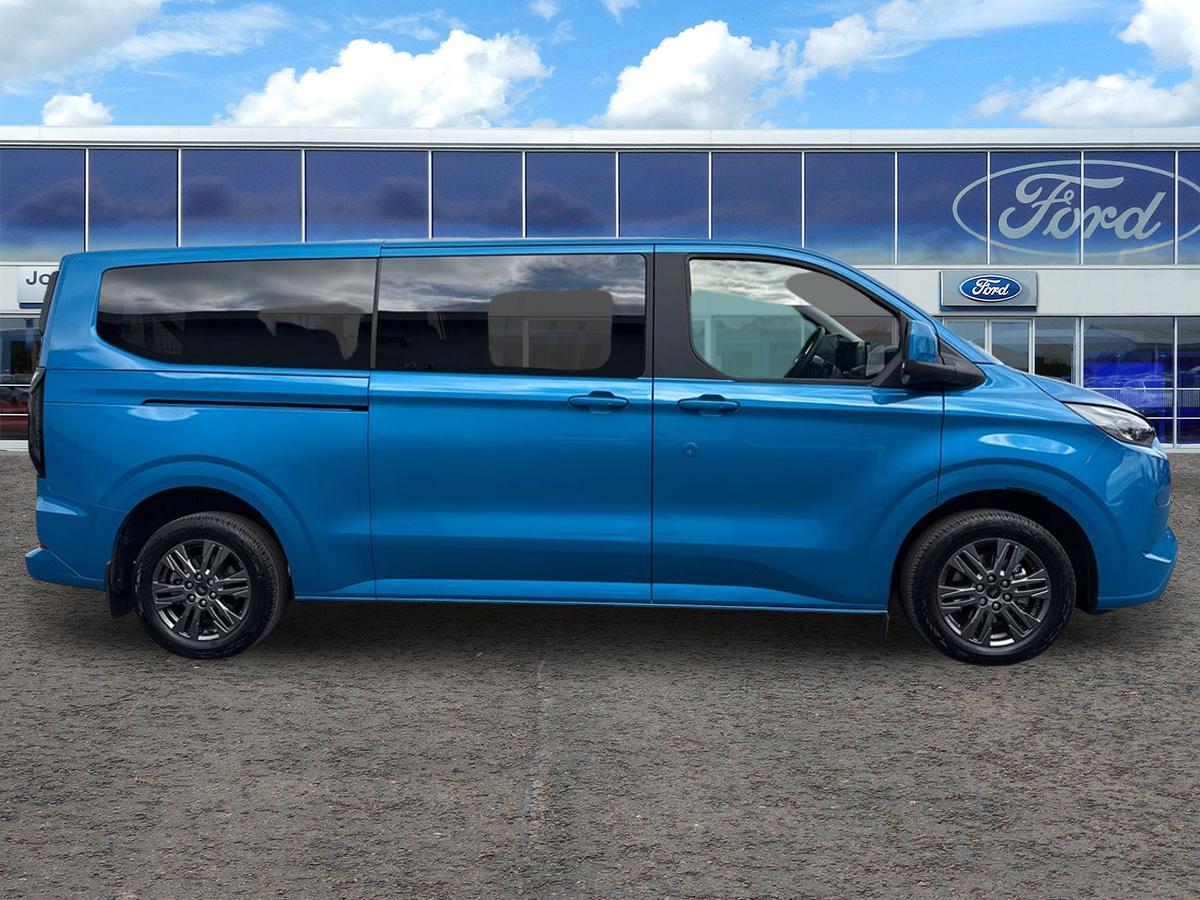Used Ford Tourneo Custom 2025 for sale - 76191133: Photo 2