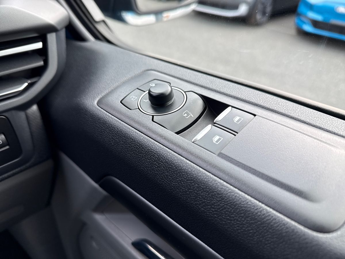 Used Ford Tourneo Custom 2025 for sale - 76191133: Photo 21