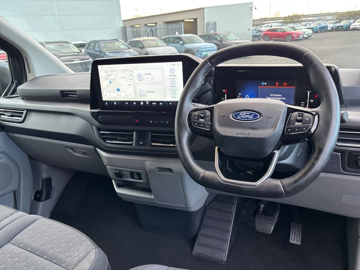 Used Ford Tourneo Custom 2024 for sale - 76434951: Photo 15