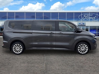 Used Ford Tourneo Custom 2024 for sale - 78463708: Photo