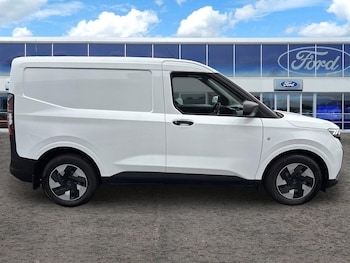 Used Ford Transit Courier 2025 for sale - 77470867: Photo