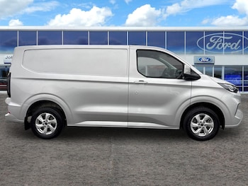 Used Ford Transit Custom 2024 for sale - 76203710: Photo 2